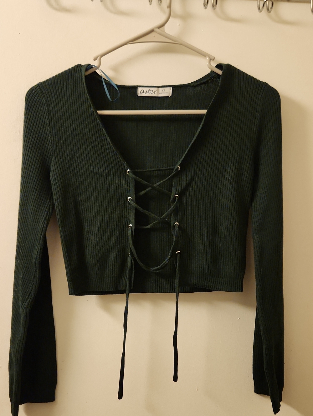Aster Dark Green Lace-Up Ribbed Crop Top XS